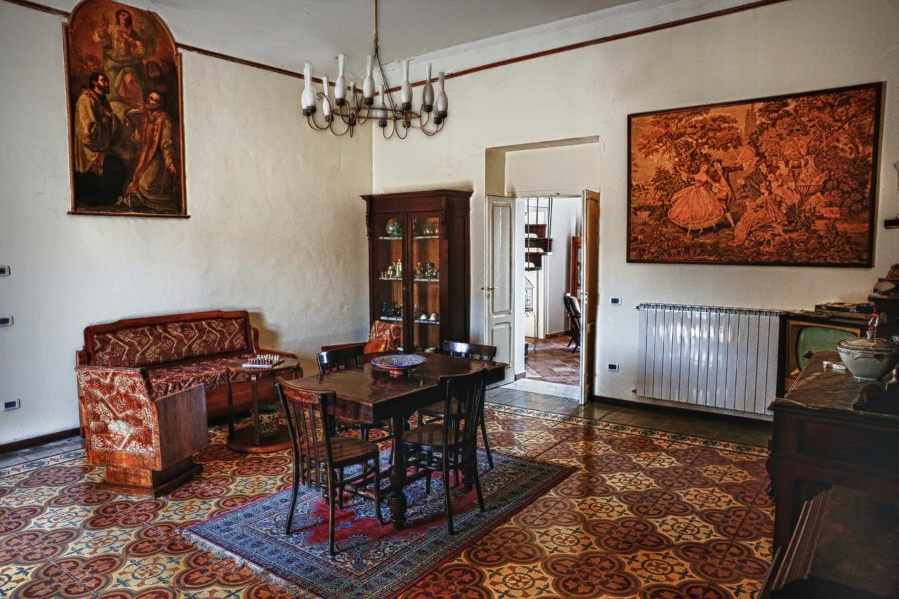 Bed and Breakfast La Pietra D'Argento Caserta Vecchia Exterior foto