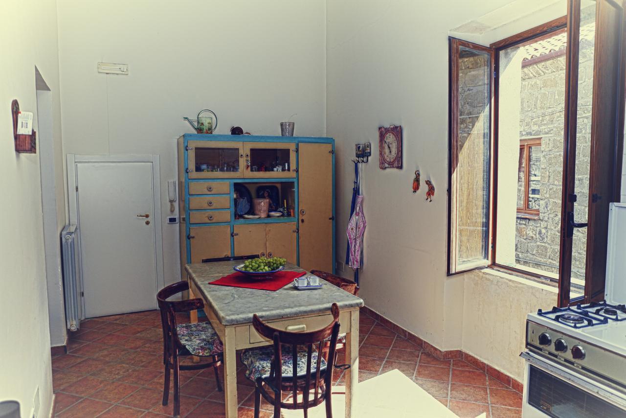 Bed and Breakfast La Pietra D'Argento Caserta Vecchia Exterior foto